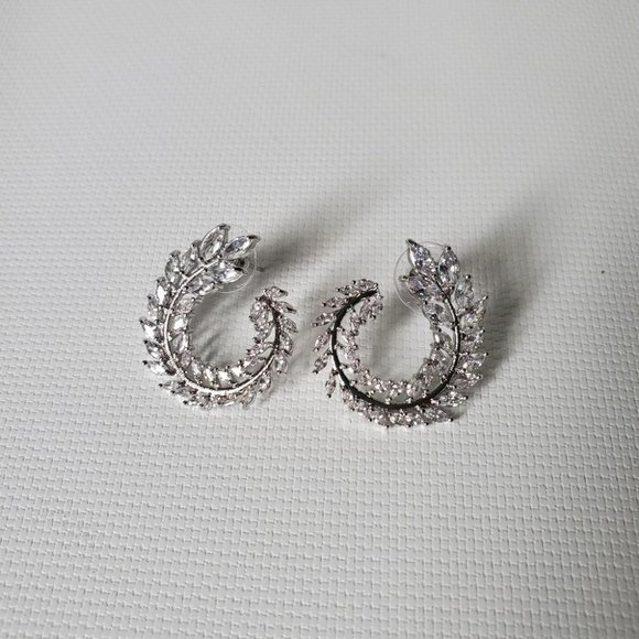 Sterling Silver Earrings Pendant Necklace Set - Picture 13 of 14